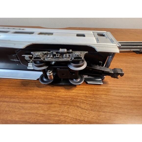 Vintage 1960 Lionel Lines Silver Dawn Aluminum Observation Car # 2531 W/ Box - Picture 15 of 16